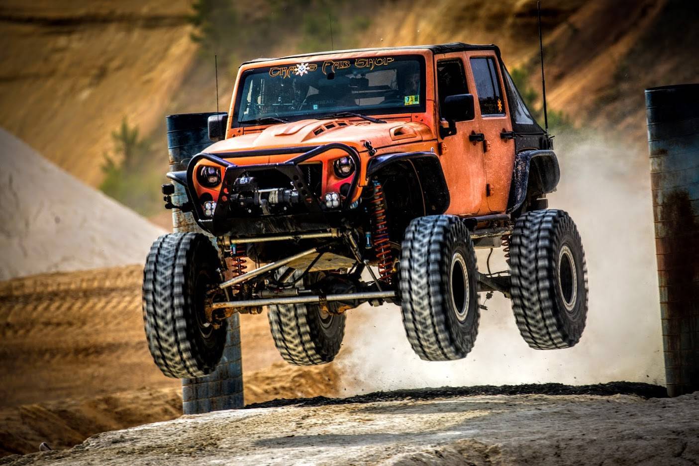 TNIA JEEP AK